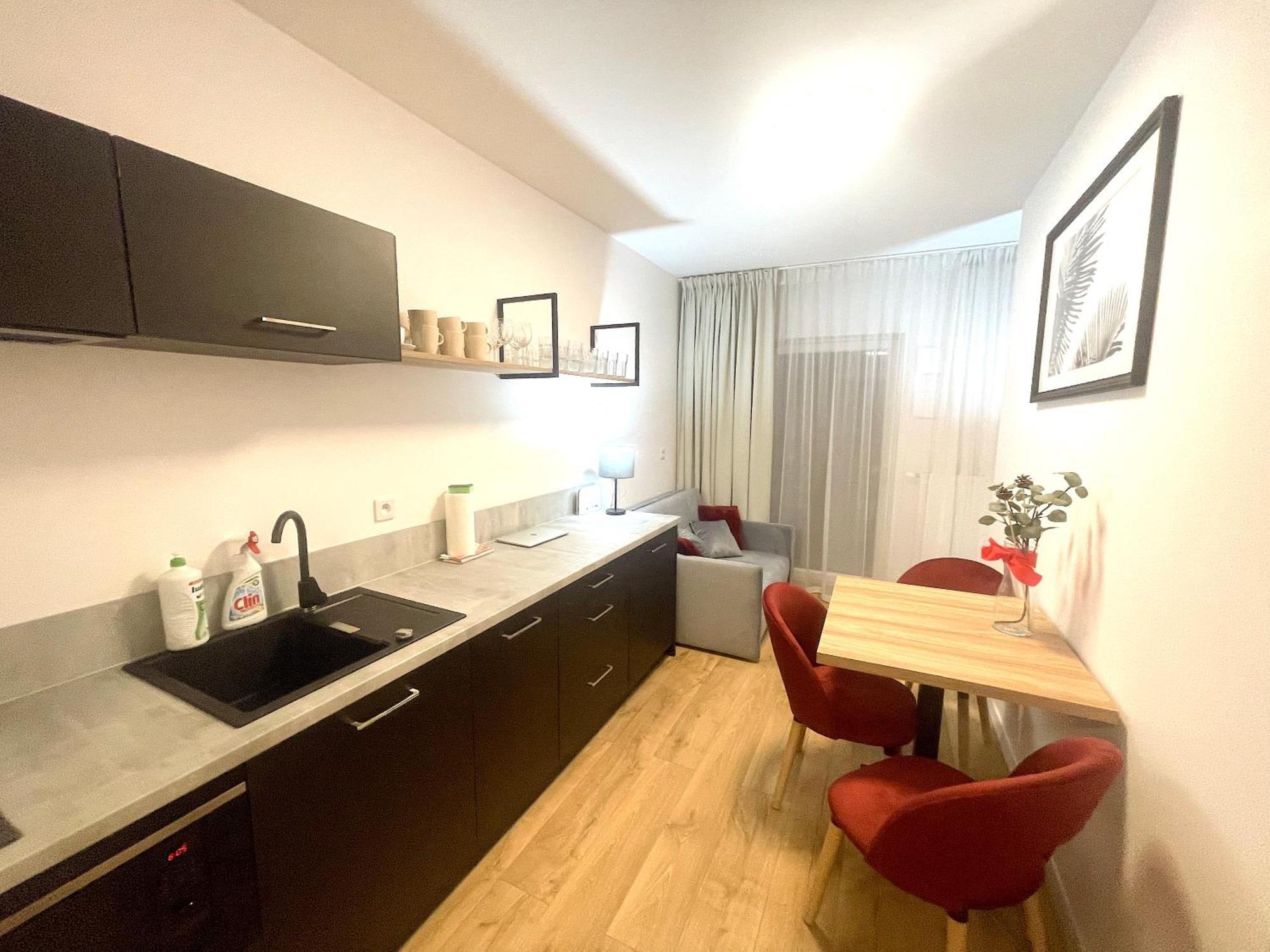 Apartment Premium Atal City Square-Free Parking Space In The Garage فروتسواف المظهر الخارجي الصورة